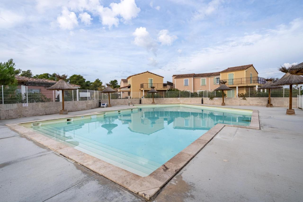 Le Balina Apartment Cabries Bagian luar foto